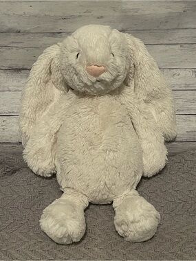 Jellycat RETIRED Medium 12" Bashful BUTTERMILK Bunny